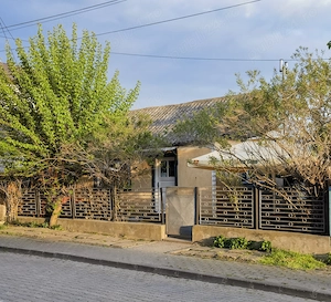 Vând proprietate, ideală pentru locuință proprie sau casă de vacanță.  - imagine 2