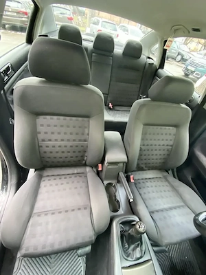 Volkswagen Passat 1.9 TDI - imagine 5