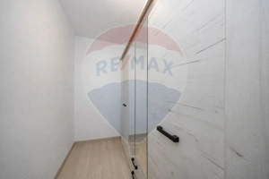 Apartament de vânzare cu 2 camere și loc de parcare la Subcetate - imagine 9