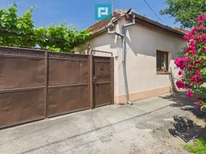 CASĂ INDIVIDUALĂ PÂRNEAVA TEREN GENEROS 846 MP - imagine 2