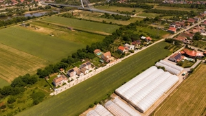 TEREN INTRAVILAN DE 4.500 MP ARADUL NOU - imagine 9