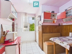 Apartament cu 3 camere zonă centrala în Lipova - imagine 2