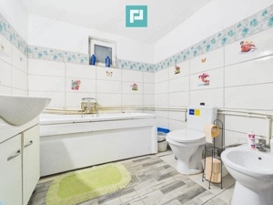 Casă retrasă cu 4 camere, teren 920 mp în  Pișchia - imagine 7