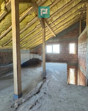 Duplex la roșu 3 camere-Moșnița Veche - imagine 2