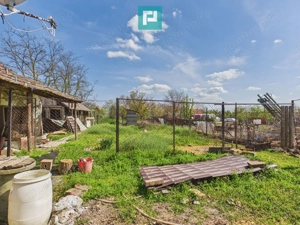 Casă cu 3 camere și 1047 mp în Peregu Mic - imagine 9