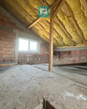 Duplex la roșu 3 camere-Moșnița Veche - imagine 3