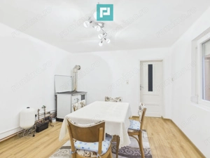Casă 2 corpuri și 5 camere ultracentral în Curtici - imagine 7