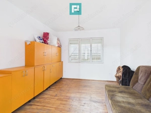 2 case separate + curte 1400 mp – Zona Dâmbovița - imagine 12