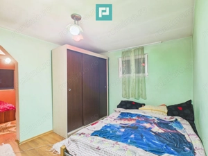 Casă cu 4 camere și 700 mp teren în Cermei - imagine 2