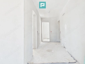 Casă deosebită în Parneava – Strada Griviței - imagine 8