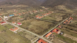Conac nobiliar de secol XIX cu 8 camere în Maciova - imagine 6