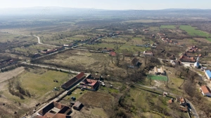 Conac nobiliar de secol XIX cu 8 camere în Maciova - imagine 12