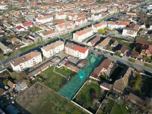 Loc de casa central de 890mp in Vladimirescu