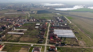 Teren 1.570 mp + casă din cărămidă–zonă liniștită - imagine 9