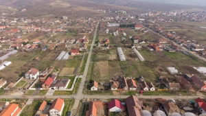 Teren 1.570 mp + casă din cărămidă–zonă liniștită - imagine 10