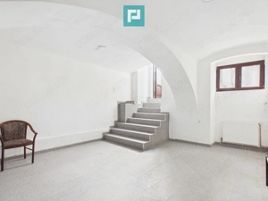 Apartament trei camere strada Cozia