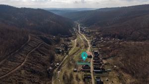 Teren intravilan de 302 mp în localitatea Șoimoș - imagine 2