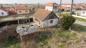 Teren 1.570 mp + casă din cărămidă–zonă liniștită - imagine 18