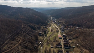 Casă cu teren de 284mp in Șoimoș - imagine 5