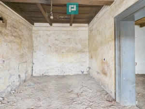 Casă modestă cu 3 camere de renovat în Mișca - imagine 6