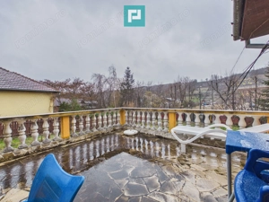 Vilă stil montan, 270 mp, teren 3000 mp - imagine 11