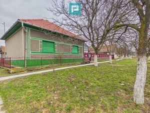 Casă cu 3 camere și teren de 1400 mp în Mișca - imagine 13
