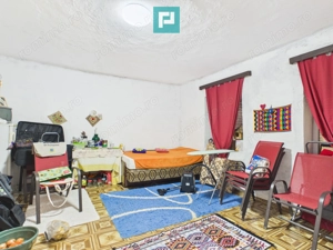 Casă cu 4 camere și teren de 800 mp în Zerind - imagine 13