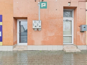 Spațiu comercial central, în Sântana - Arad - imagine 2