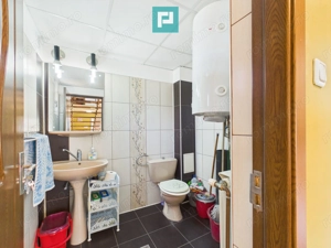 Cabană deosebită cu 4 camere în Căsoaia - imagine 13