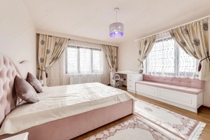 Vilă cu 6 camere de vânzare în zona Central - imagine 20