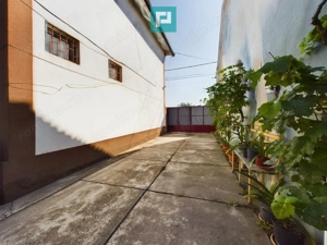 Casă cu teren de 1246 mp în Pârneava - imagine 16
