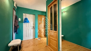 Apartament de vanzare cu 3 camere, 2 bai si o boxa, zona Torontalului - imagine 12