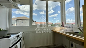 Apartament de vanzare cu 3 camere, 2 bai si o boxa, zona Torontalului - imagine 5