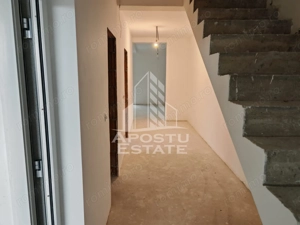 Duplex la cheie,despartit,4 camere Giarmata Mare - imagine 15