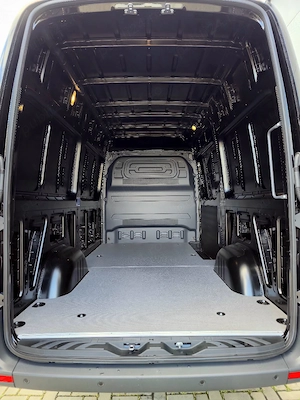 Mercedes Sprinter 317CDI 2.0 Diesel 170Cp Automat 2026 Edition 30 Aniversary 950km Garantie 3 Ani - imagine 10