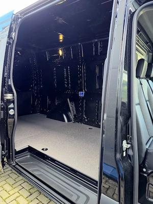 Mercedes Sprinter 317CDI 2.0 Diesel 170Cp Automat 2026 Edition 30 Aniversary 950km Garantie 3 Ani - imagine 9