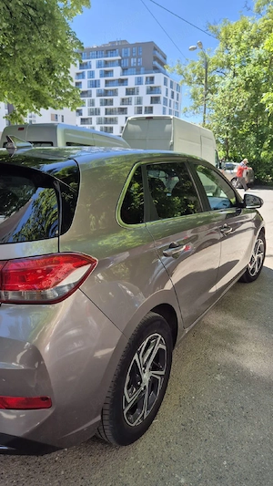 Proprietar vând HYUNDAI i30 motor 1.5 T-GDi, 160 CP, mild hybrid, 48 V, cutie automata, 2022 - imagine 3