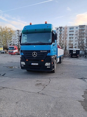 vând camion MercedesActros 