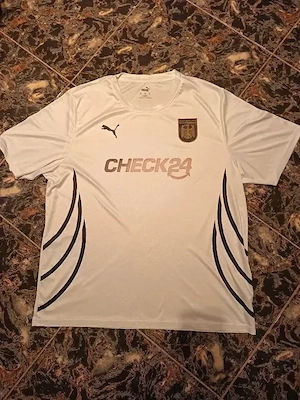 Vând tricou Puma (urgent) 