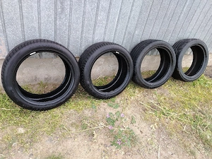 Set anvelope vara 225/45/17