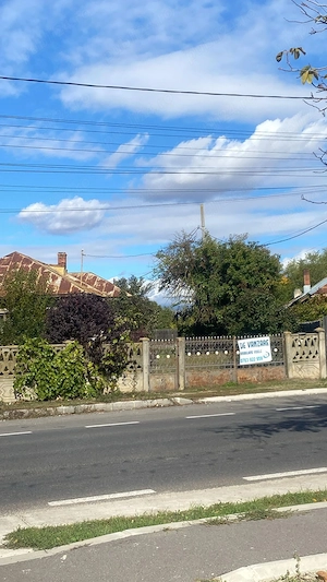 Casa cu teren 2000 mp, stradal, Orasul Videle - imagine 2