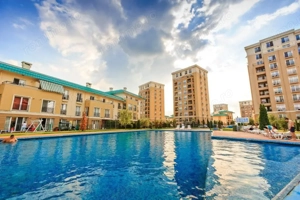 Apartament in Complexul Cosmopolis cu vedere catre piscina! - imagine 13