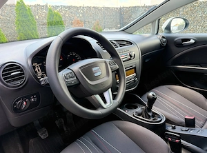 Seat Leon 1.6 TDI DPF Sport - imagine 10