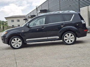 Mitsubishi Outlander 2.0TDI 4WD 7Locuri Xenon 2009