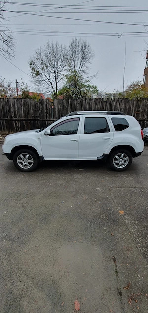Dacia Duster 2010 - imagine 4