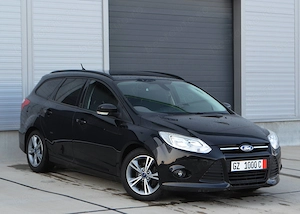 Ford Focus 3 Break TITANIUM 1.0Benzina 120cp E5 - 3.999 EURO - imagine 3