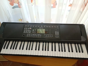 Orgă Korg EK50 cu ritmuri impecabilă