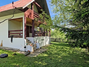 Teren și casă de vacanță Solca, jud. Suceava