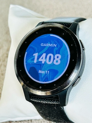 SmartWatch Garmin Vivoactive 4S, 1.1 inch, Curea silicon