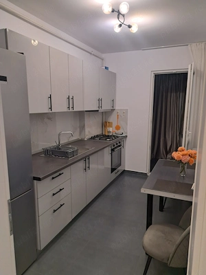 Inchiriez apartament 2 camere - imagine 6